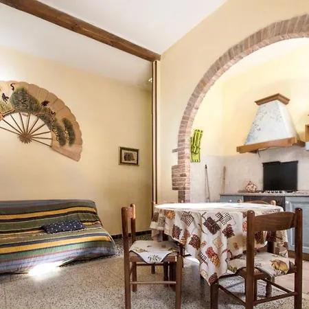 Charming In Massa Marittima, Shared Pool *